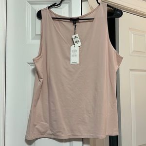 Express body contour tank